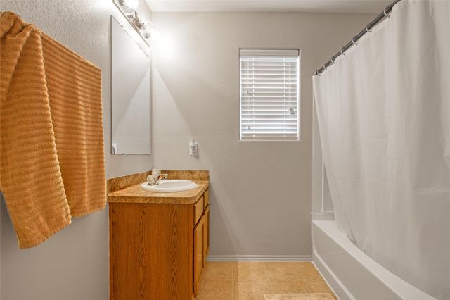 16435 Peyton Ridge Circle, Houston, TX 77049