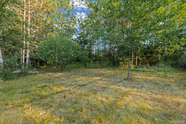 20374 Melrose Street, Southfield, MI 48075