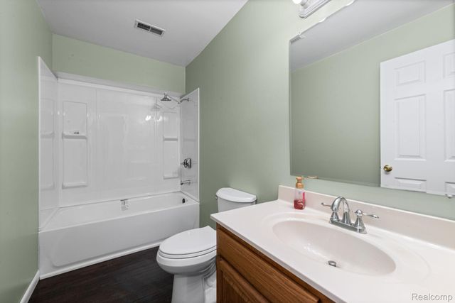 20374 Melrose Street, Southfield, MI 48075