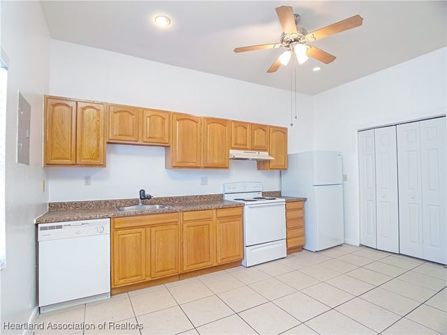 543 Rose Avenue, Sebring, FL 33870