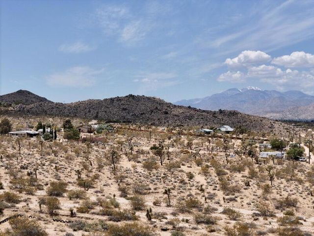 7608 Olympic Road, Joshua Tree, CA 92252