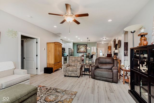 4142 Cairo Way, Avon, IN 46123