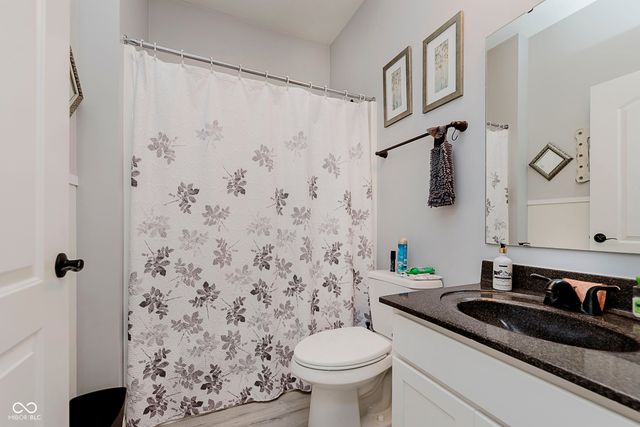 4142 Cairo Way, Avon, IN 46123