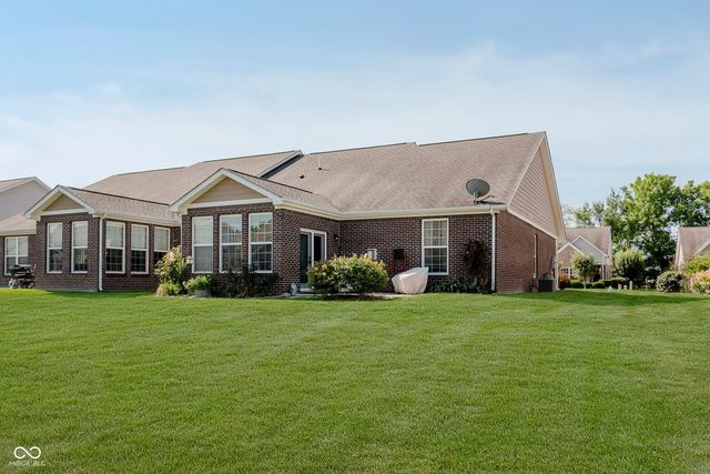 4142 Cairo Way, Avon, IN 46123