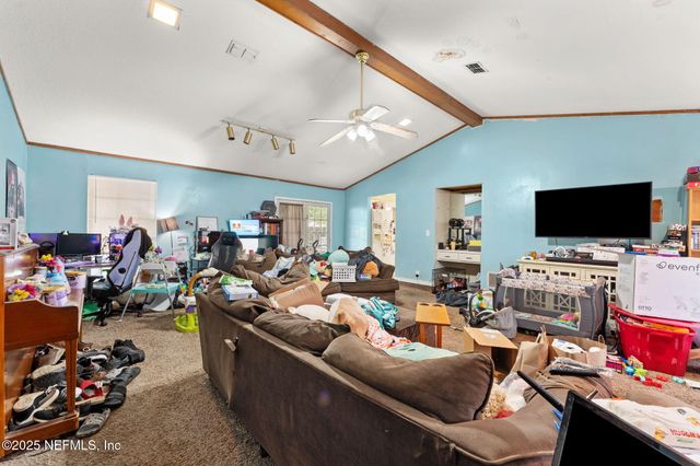 3769 SPRING LAKE Road, Jacksonville, FL 32210