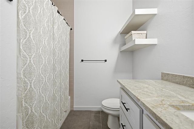 2600 Hayfield Way, Guthrie, OK 73044