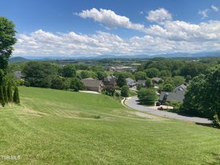 000 Stoneridge Drive, Johnson City, TN 37604