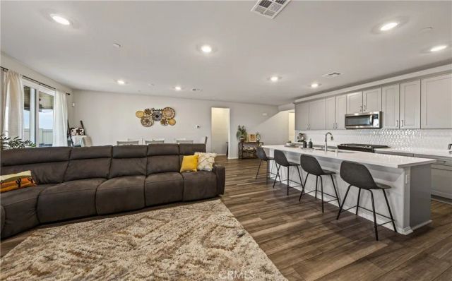 35389 Hutchinson, Beaumont, CA 92223