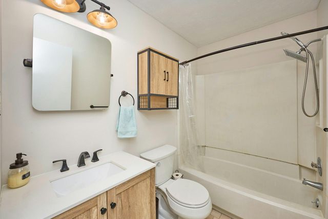 13606 WAYLON LN, Manassas, VA 20112