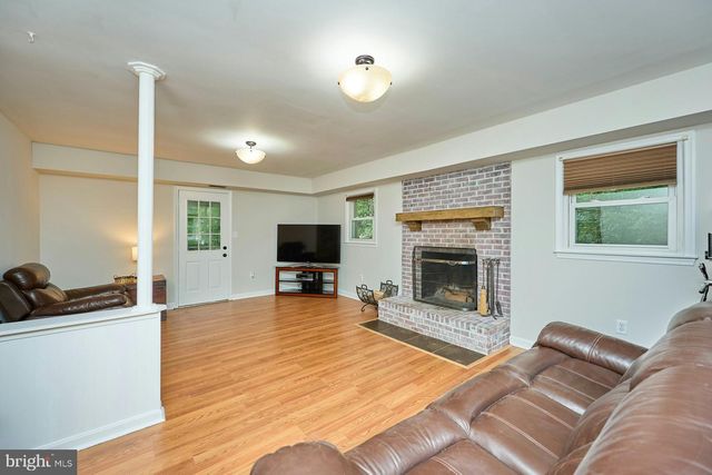 13606 WAYLON LN, Manassas, VA 20112