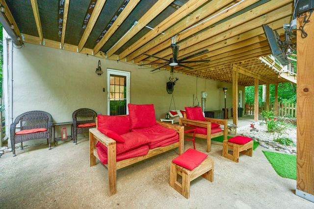 13606 WAYLON LN, Manassas, VA 20112