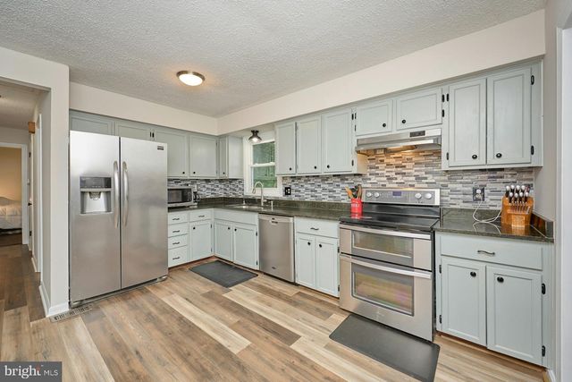 13606 WAYLON LN, Manassas, VA 20112