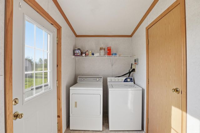 3516 County Road 52, Auburn, IN 46706