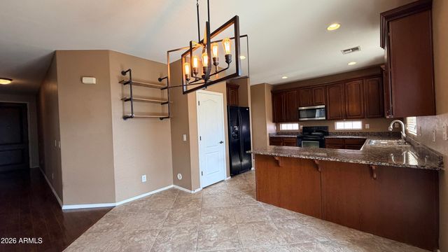 2129 S JACANA Lane, Gilbert, AZ 85295