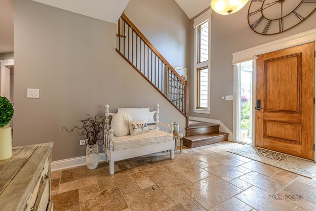 2768 Glendower Terrace, Elgin, IL 60124