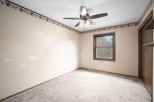 6642 Radburn LANE, Greendale, WI 53129