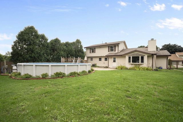 6642 Radburn LANE, Greendale, WI 53129