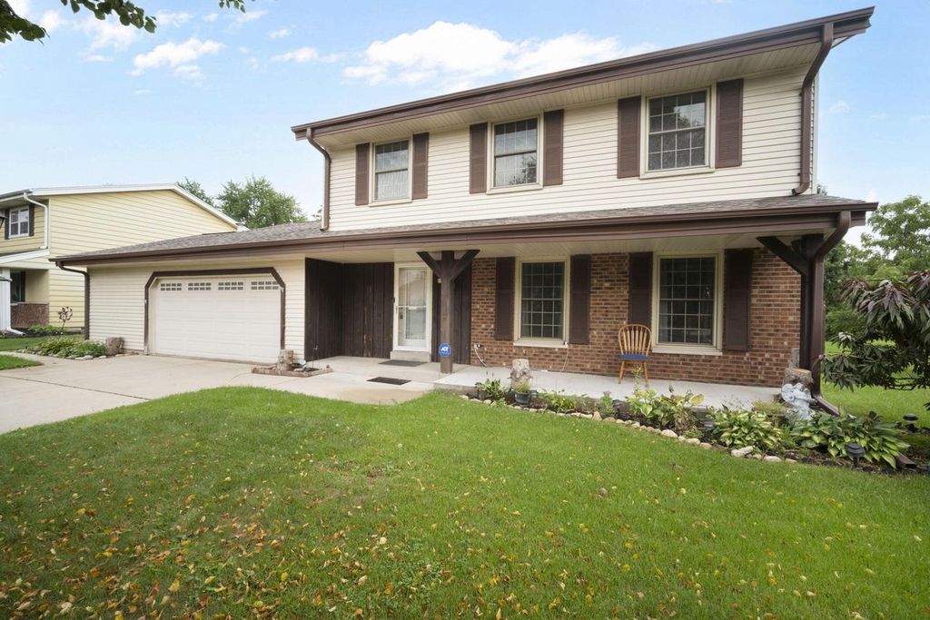 6642 Radburn LANE, Greendale, WI 53129