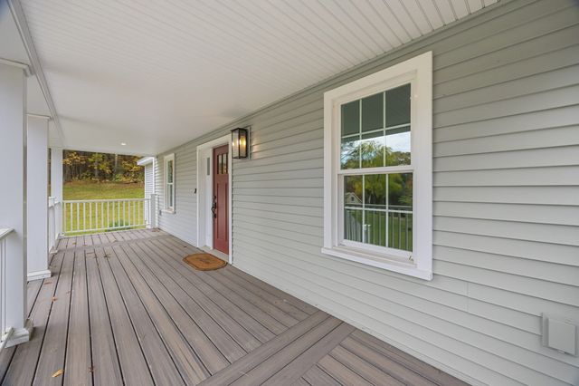 128 Old Southbridge Road, Dudley, MA 01571