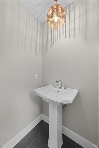 128 Old Southbridge Road, Dudley, MA 01571