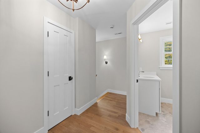 128 Old Southbridge Road, Dudley, MA 01571