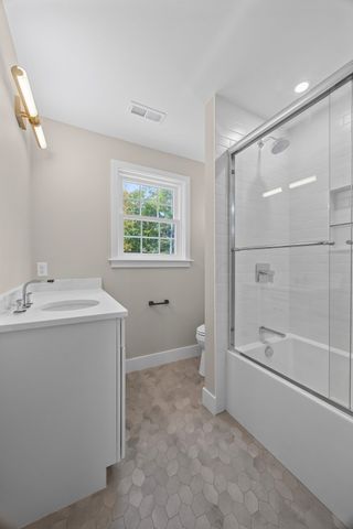 128 Old Southbridge Road, Dudley, MA 01571
