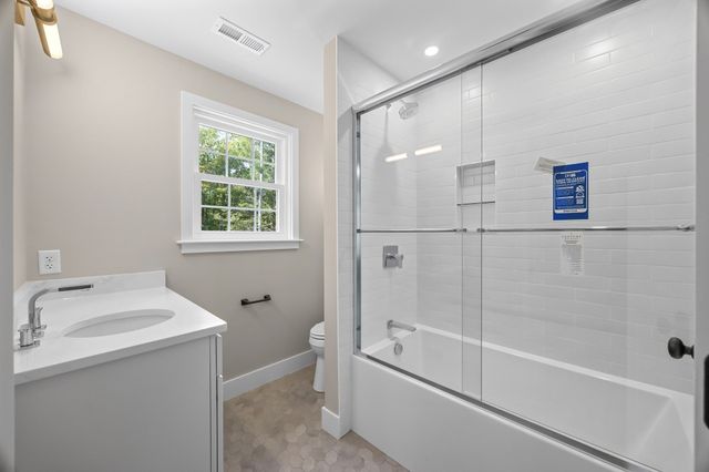 128 Old Southbridge Road, Dudley, MA 01571