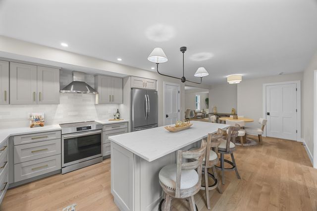 128 Old Southbridge Road, Dudley, MA 01571
