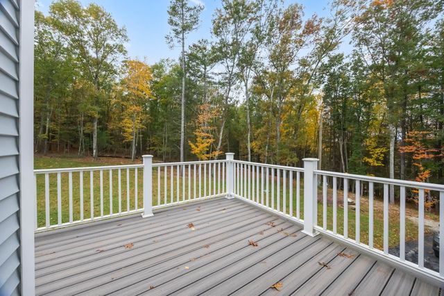 128 Old Southbridge Road, Dudley, MA 01571