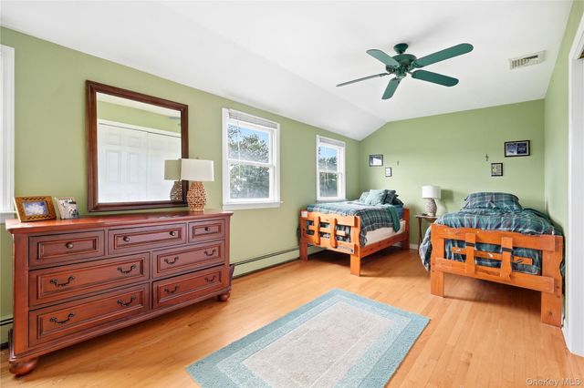 15 Saltmeadow Lane, Bayport, NY 11705