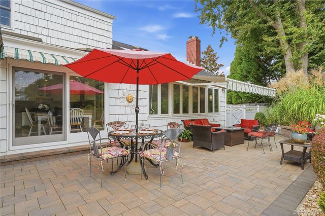 15 Saltmeadow Lane, Bayport, NY 11705