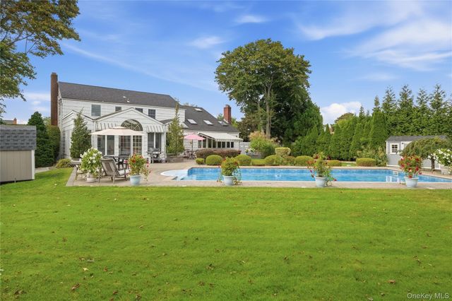 15 Saltmeadow Lane, Bayport, NY 11705