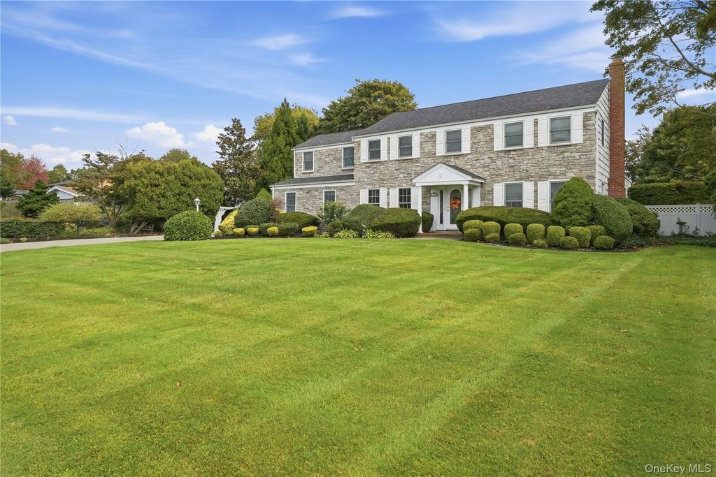 15 Saltmeadow Lane, Bayport, NY 11705 — photo 4
