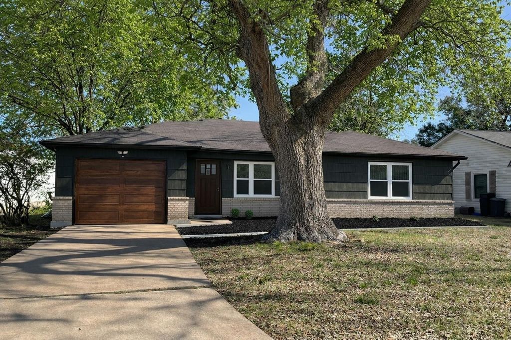 1119 Tobola, Rosenberg, TX 77471
