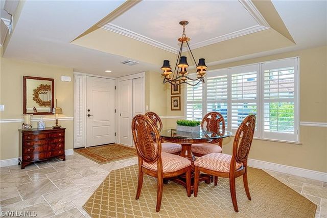 285 5th AVE S 2B, Naples, FL 34102