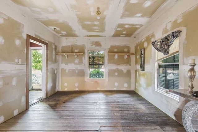 3814 Walker Street, Houston, TX 77023