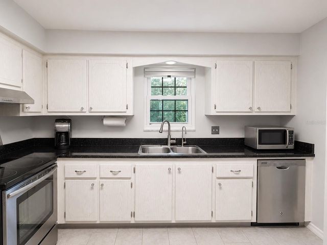1706 BELLEAIR FOREST DRIVE 244, Belleair, FL 33756