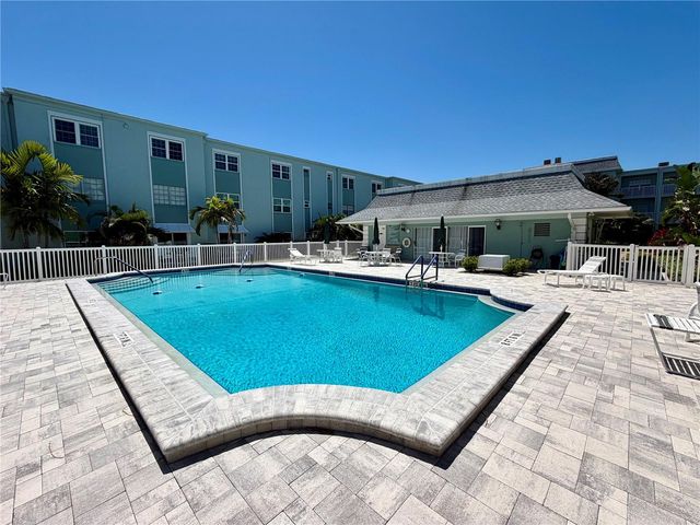 1706 BELLEAIR FOREST DRIVE 244, Belleair, FL 33756