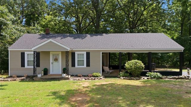 4298 Edgar Road, Sophia, NC 27350