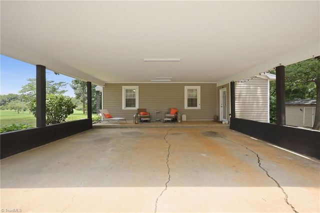 4298 Edgar Road, Sophia, NC 27350