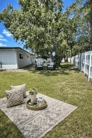 2831 NW 189th St, Miami Gardens, FL 33056
