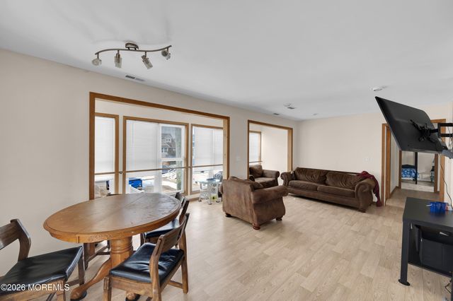 200-202 3rd Avenue, Manasquan, NJ 08736