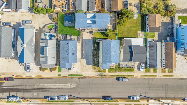 200-202 3rd Avenue, Manasquan, NJ 08736