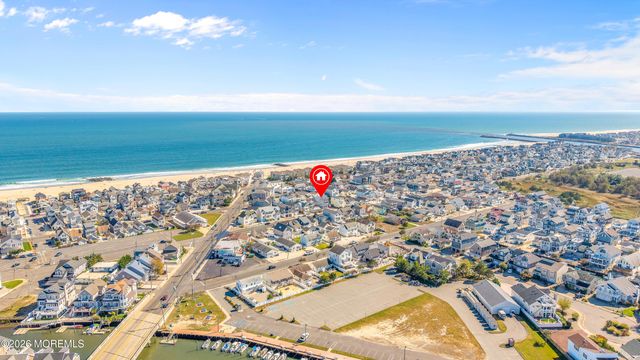 200-202 3rd Avenue, Manasquan, NJ 08736