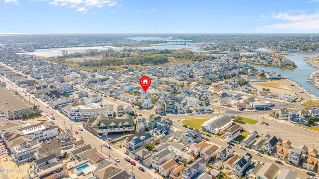 200-202 3rd Avenue, Manasquan, NJ 08736