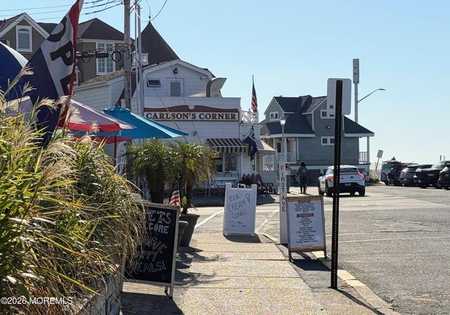 200-202 3rd Avenue, Manasquan, NJ 08736