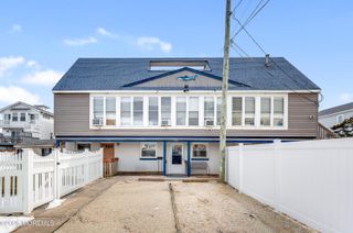 200-202 3rd Avenue, Manasquan, NJ 08736