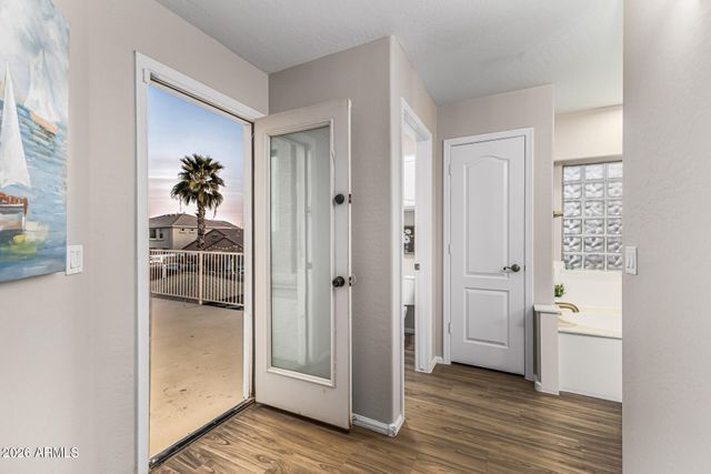 40729 W NOVAK Lane, Maricopa, AZ 85138