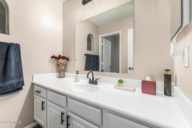 40729 W NOVAK Lane, Maricopa, AZ 85138