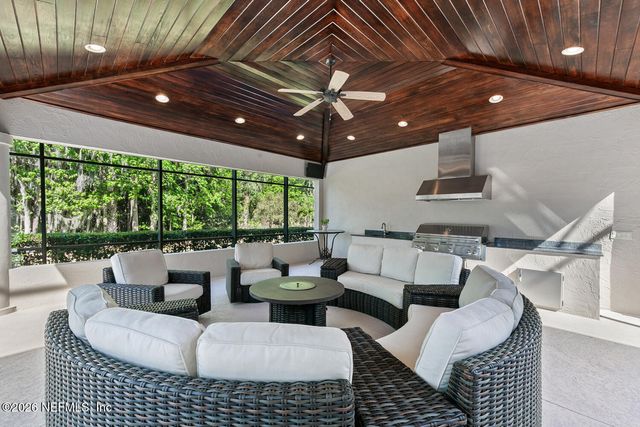 124 STADIUM Court, Ponte Vedra Beach, FL 32082